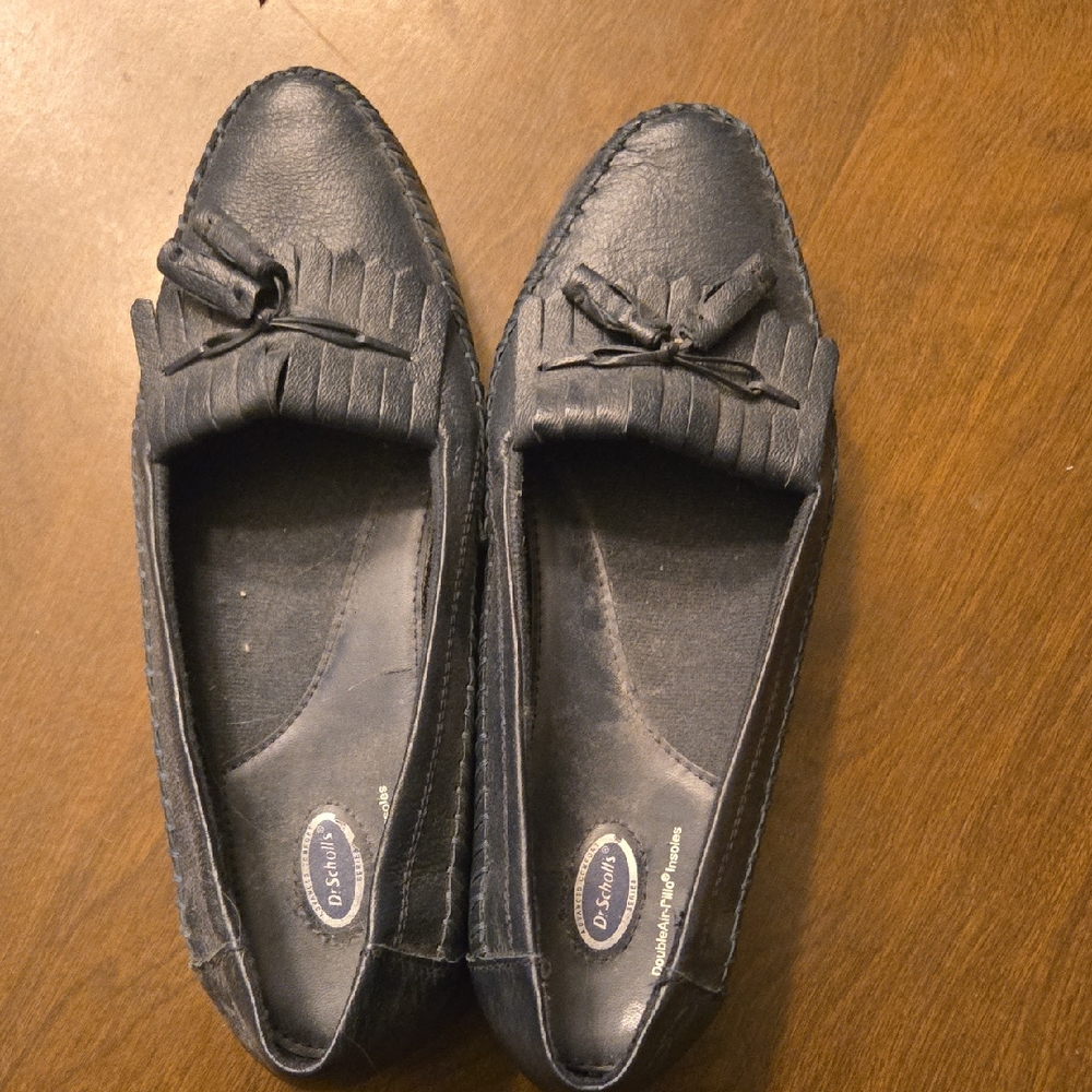 Black Leather Loafers with Bow Detail